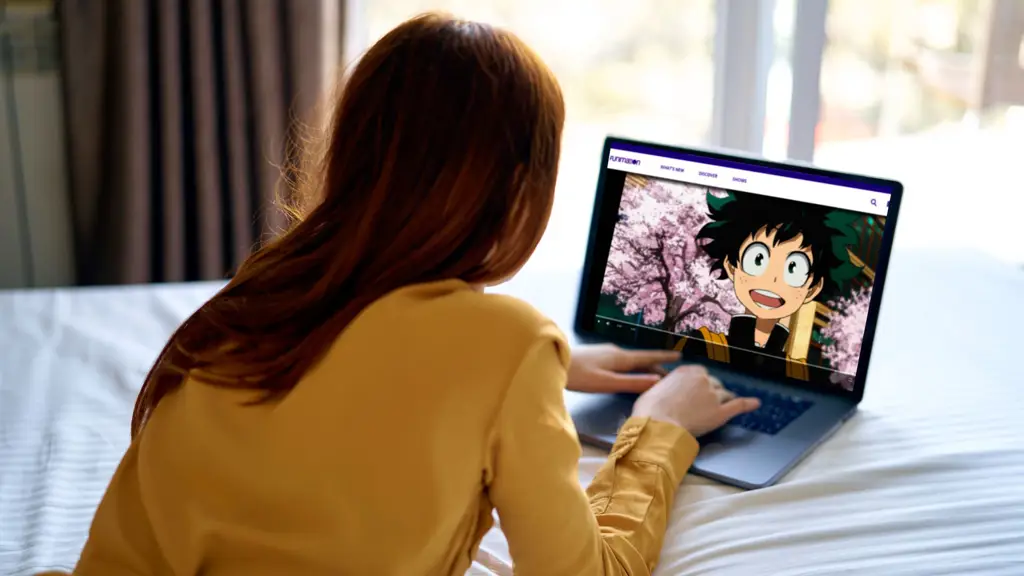 Menikmati Film Anime Bersama Gambar para penggemar anime sedang menonton film bersama