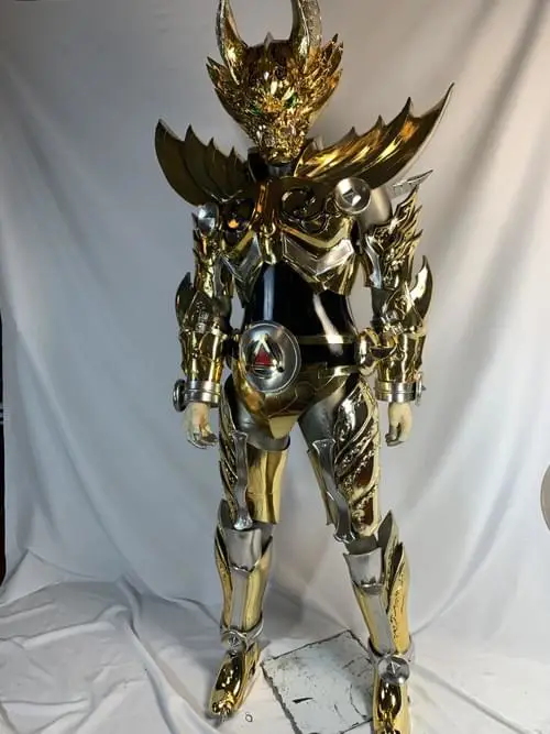 Kekuatan dan Keanggunan Garo Armor Kostum Garo yang gagah perkasa